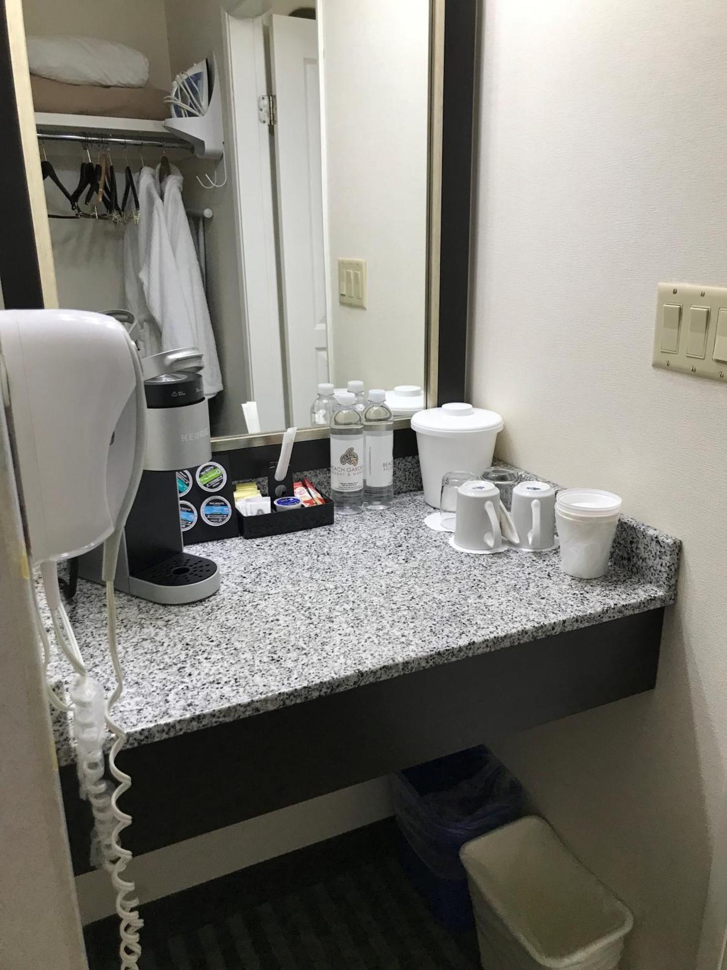 Powell River Town Centre Hotel エクステリア 写真