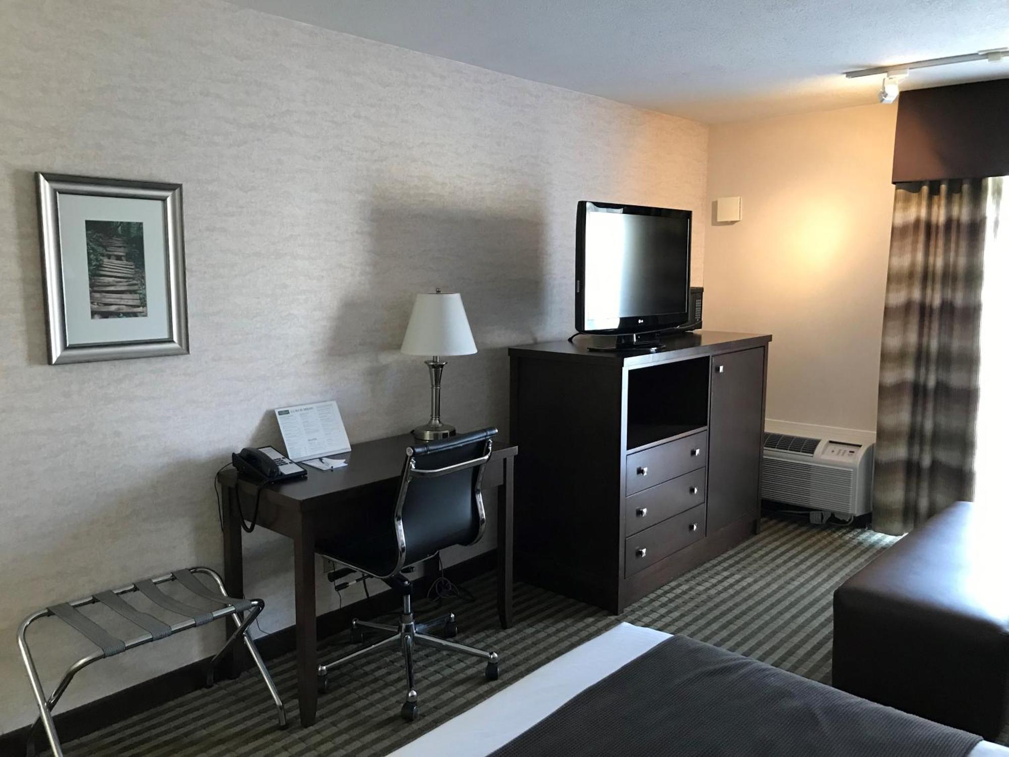Powell River Town Centre Hotel エクステリア 写真