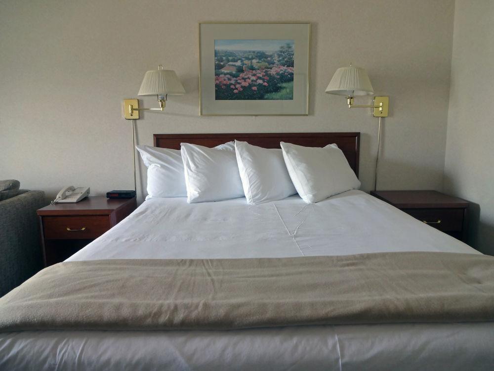 Powell River Town Centre Hotel エクステリア 写真