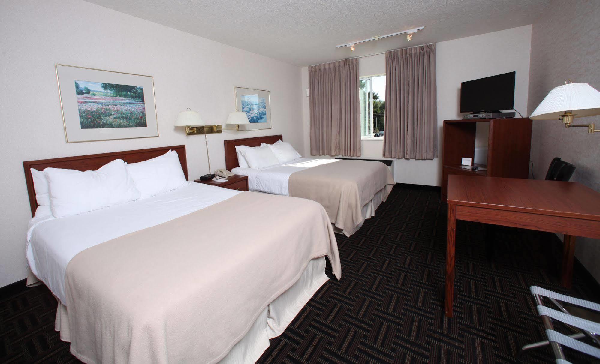 Powell River Town Centre Hotel エクステリア 写真