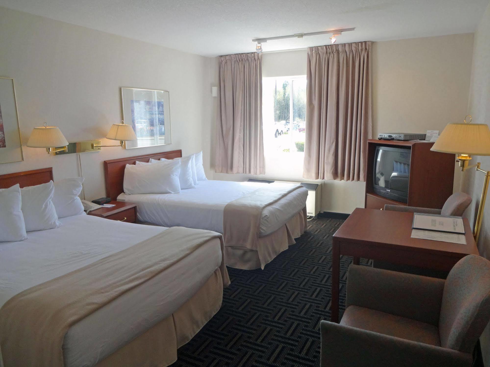 Powell River Town Centre Hotel エクステリア 写真